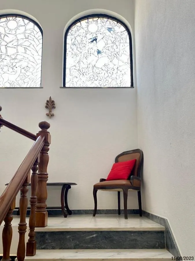 Blife Aerya Private Rooms - Airport Stay Faro Homestay