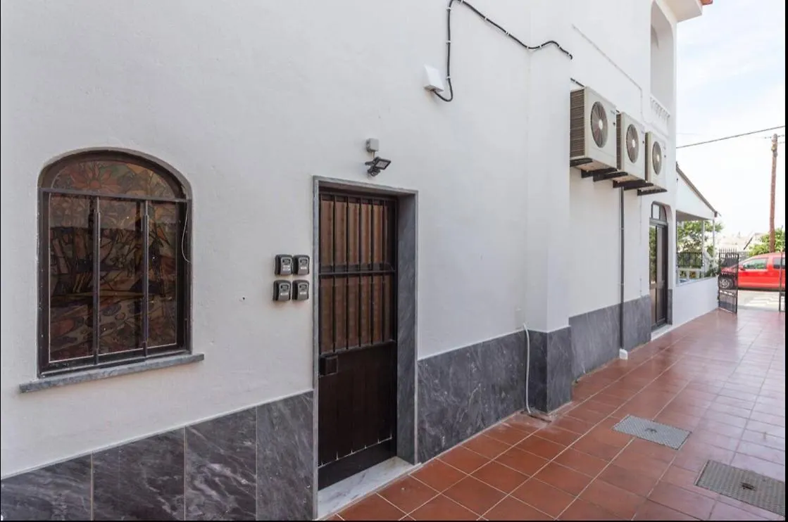 Homestay Blife Aerya Private Rooms - Airport Stay Faro Portugal