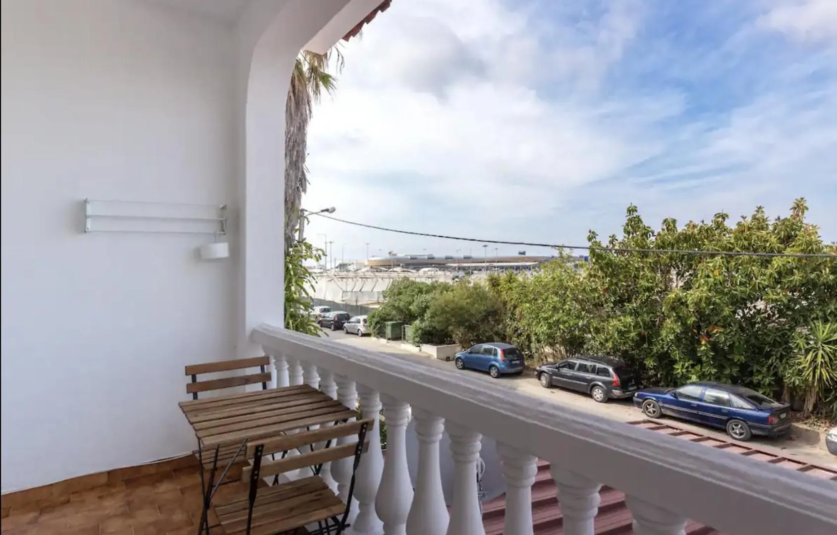 Blife Aerya Private Rooms - Airport Stay Faro Homestay