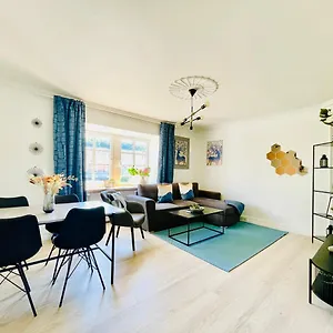  Lejlighed Aday - Modern 2 Bedroom Charming With Public Parking Danmark