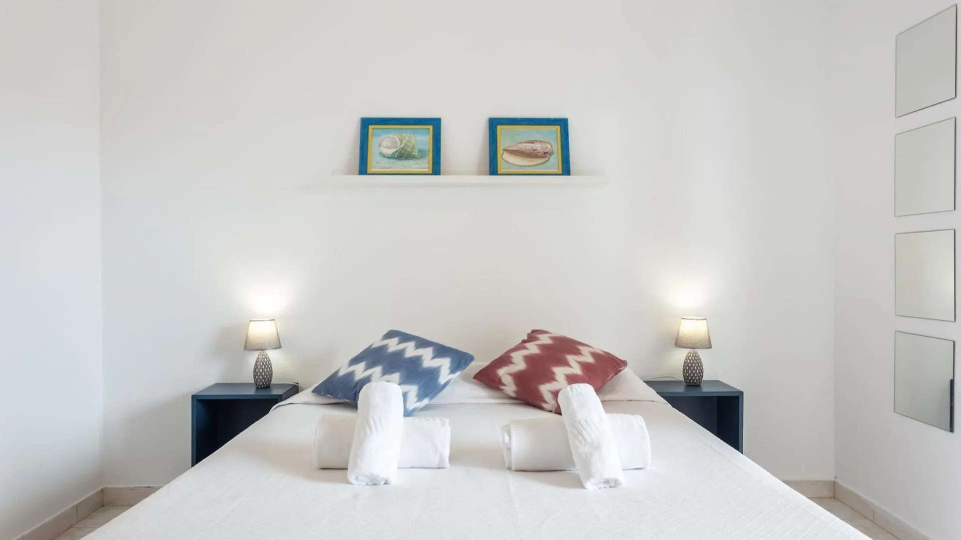 Blife Aerya Private Rooms - Airport Stay Faro Homestay