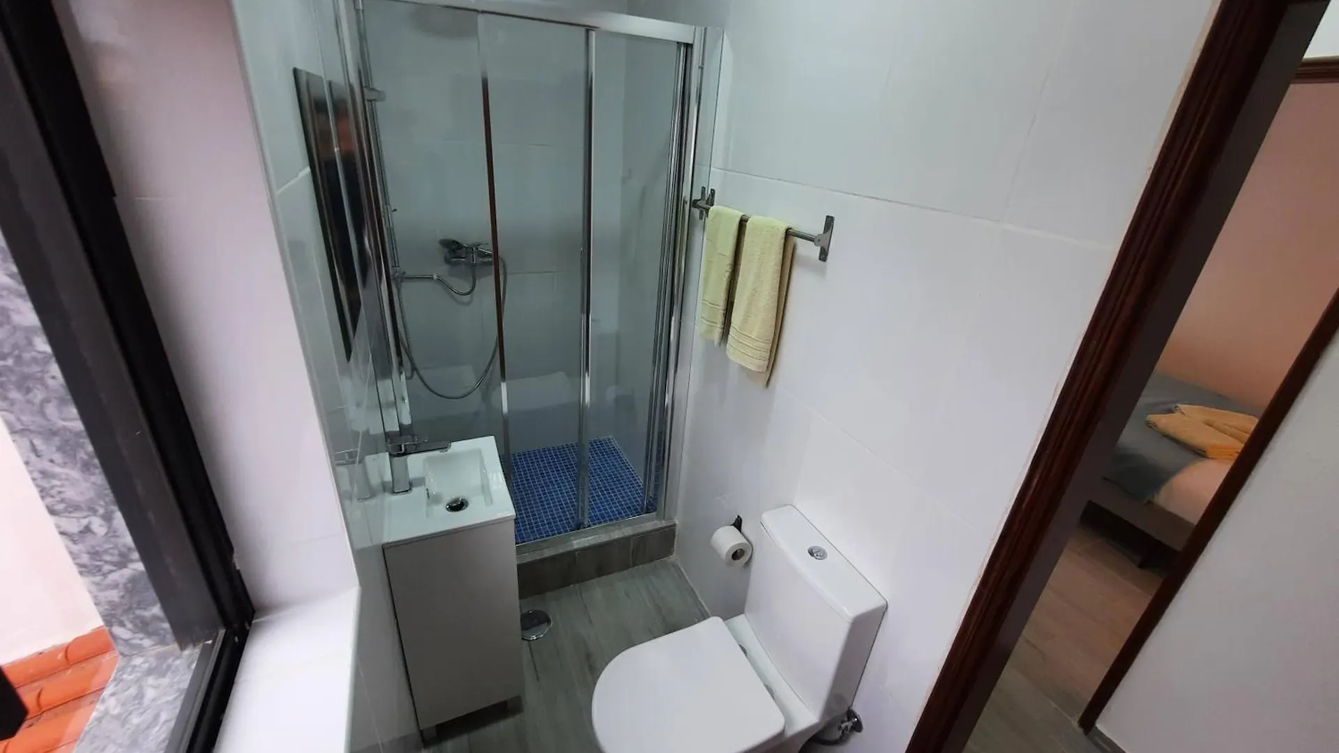 Homestay Blife Aerya Private Rooms - Airport Stay Faro
